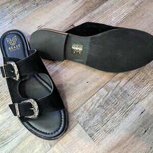 Beast Fashion Alice-12 Black Faux suede double buckle slide sandals | Size US10